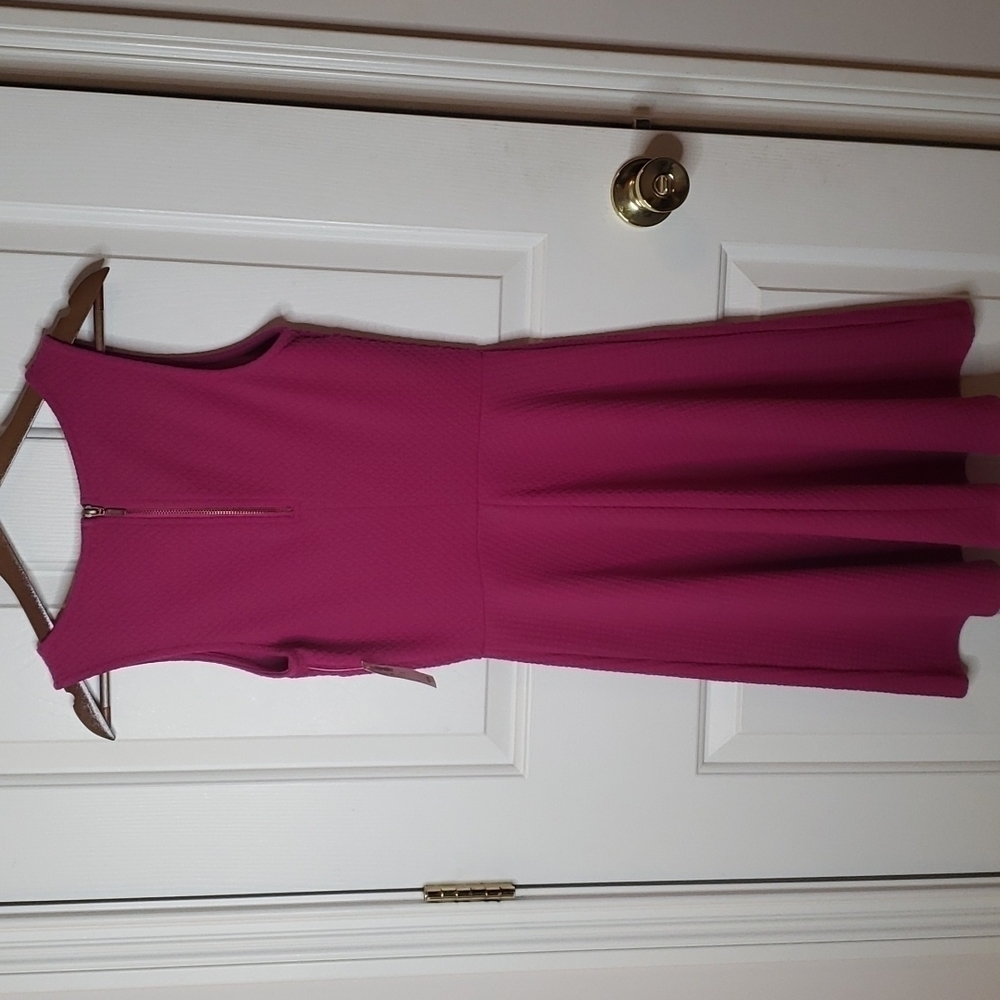 OLD navy sleeveless fuchsia dress size S NWT - Picture 12 of 16